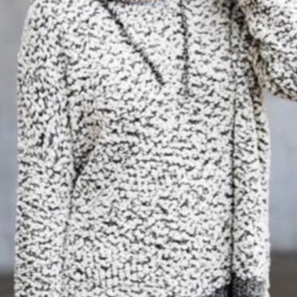 Oversized Super Soft! Popcorn Sweater-S/M-NWOT - Picture 2 of 6